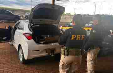 PRF intercepta “viagem do tráfico” na BR-277 e apreende 100 kg de maconha em Cascavel